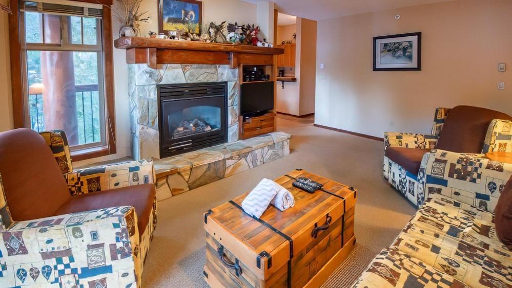 Snow Creek Lodge By Fernie Lodging Co Ngoại thất bức ảnh