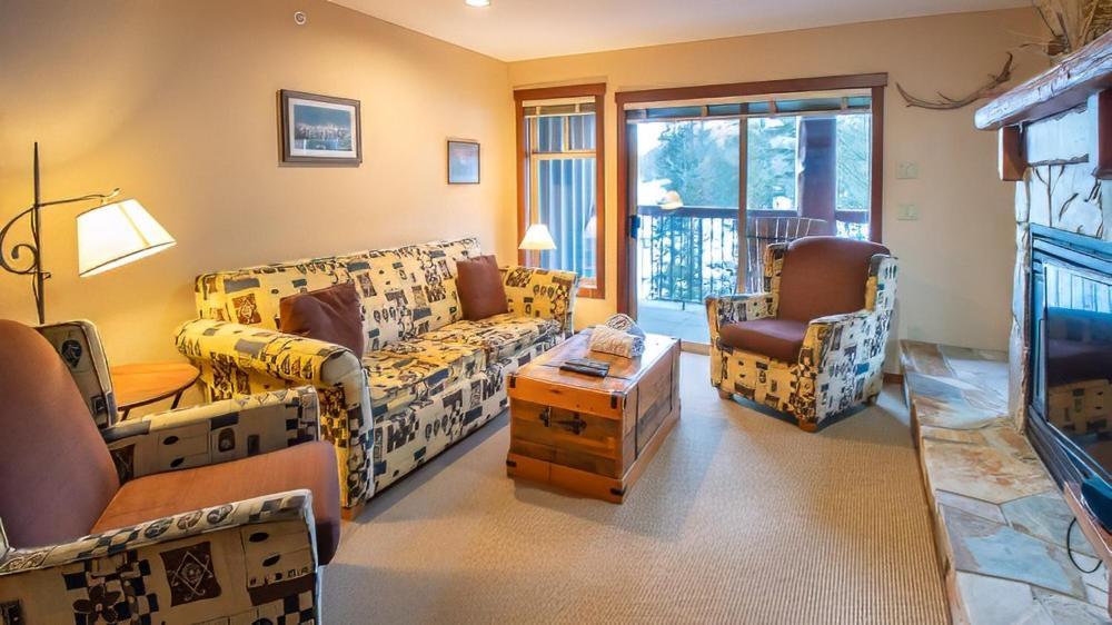 Snow Creek Lodge By Fernie Lodging Co Ngoại thất bức ảnh