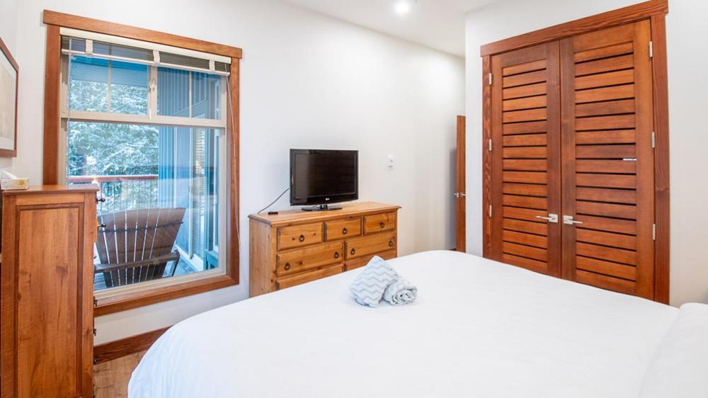 Snow Creek Lodge By Fernie Lodging Co Ngoại thất bức ảnh