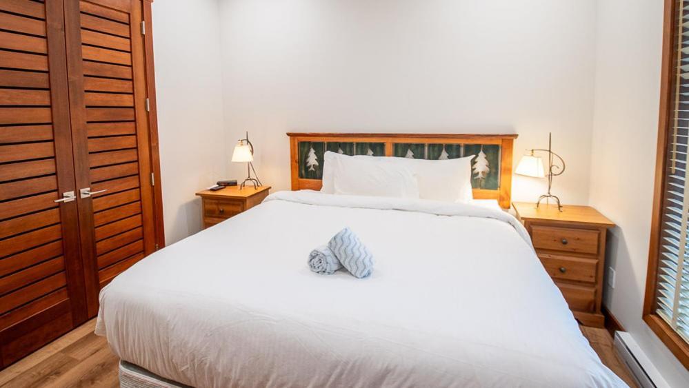 Snow Creek Lodge By Fernie Lodging Co Ngoại thất bức ảnh